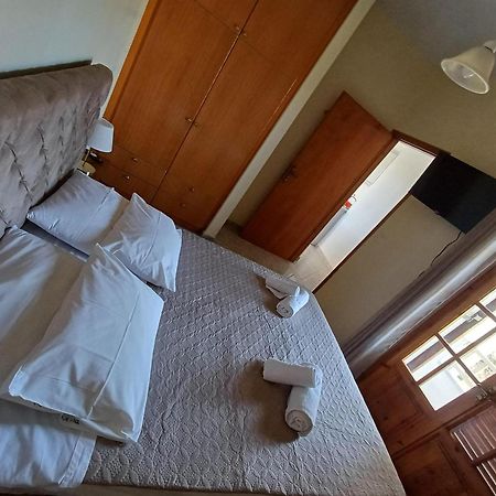 Pela Apartments シッシ エクステリア 写真